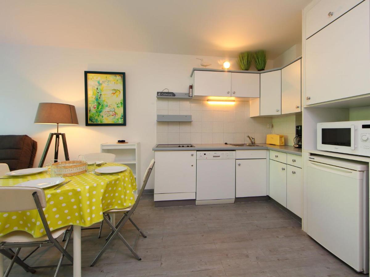 Apartment Olympe-5 Cabourg Buitenkant foto